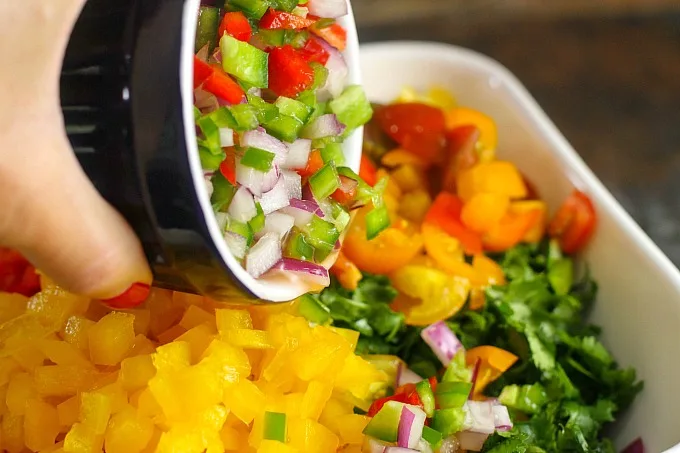 making corn and black bean salsa