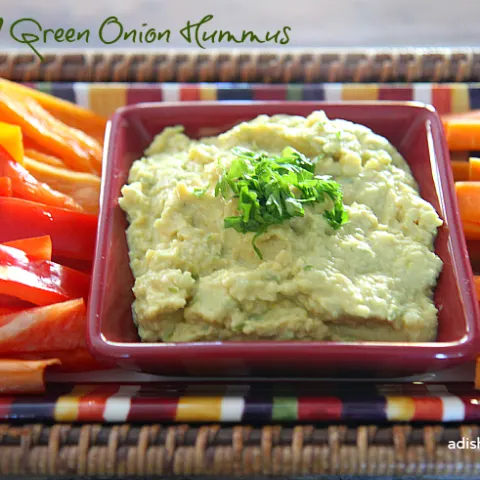 Curried Green Onion Hummus, a healthy snack or appetizer! #glutenfree #vegan