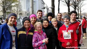 Group shot Trot for Hunger