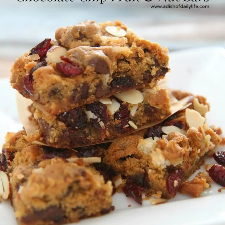 Easy Nestlé Toll House Cookie Dough Recipe: Chocolate Chip Fruit and Nut Bars