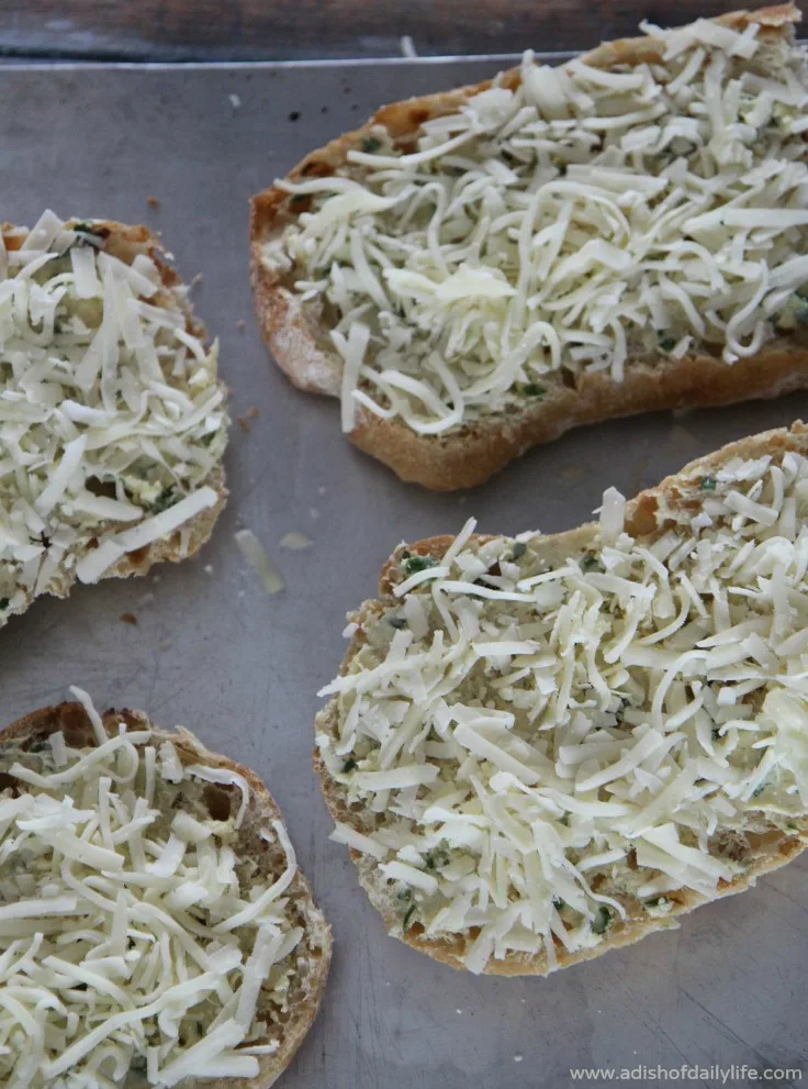 Four cheeses on roasted garlic bread