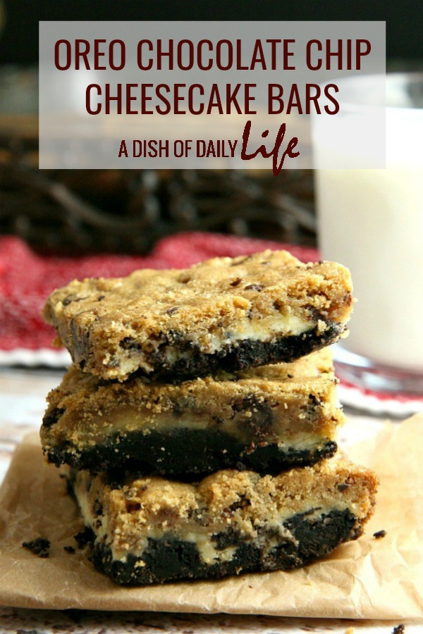 Oreo Chocolate Chip Cheesecake Cookie Bars...cheesecake filling sandwiched in between a layer of Oreo cookie crumbles and chocolate chip cookie dough. You'll need some serious willpower to stop at just one! #dessert #barcookies #nationalcookieday #Oreos #cheesecake #chocolatechipcookies