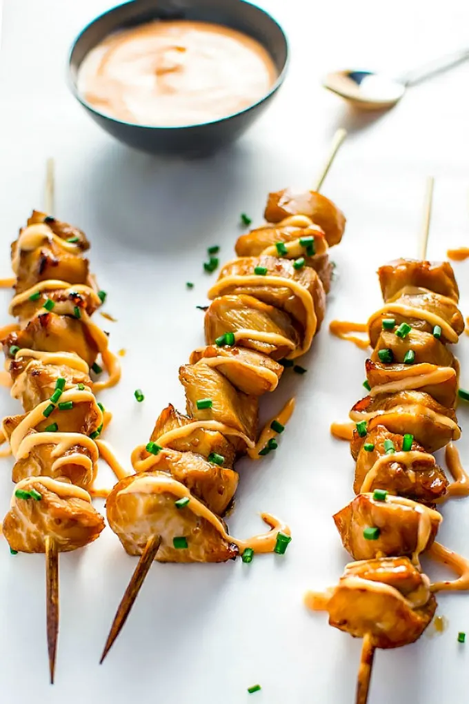 Teriyaki-Chicken-Kabobs-with-Sriracha-Cream-1