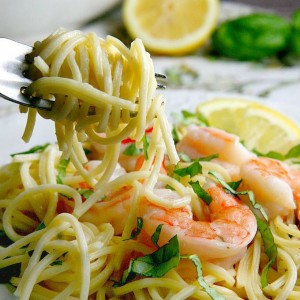 This One Pot Creamy Lemon Shrimp Pasta recipe can be ready in 15 minutes or less...perfect for families on the go! A light flavorful pasta with a citrus-y flavor, it's also a great dinner option when it's hot outside and you don't want to heat up the kitchen!