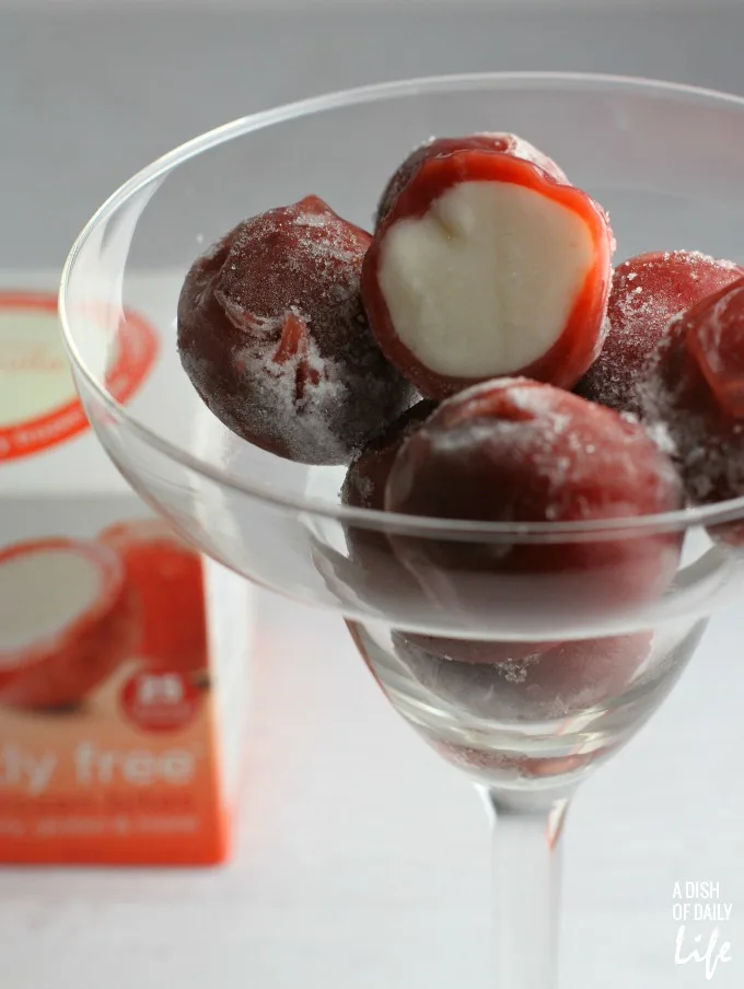 Perfectly Free non-dairy frozen bites are free from most common allergens, including dairy, gluten, wheat, soy, egg, peanut, almond, cashew, fish and shellfish, allowing those with food allergies to enjoy a delicious frozen dessert worry free. Plus they're virtually guilt free as well, with less than 35 calories per bite!