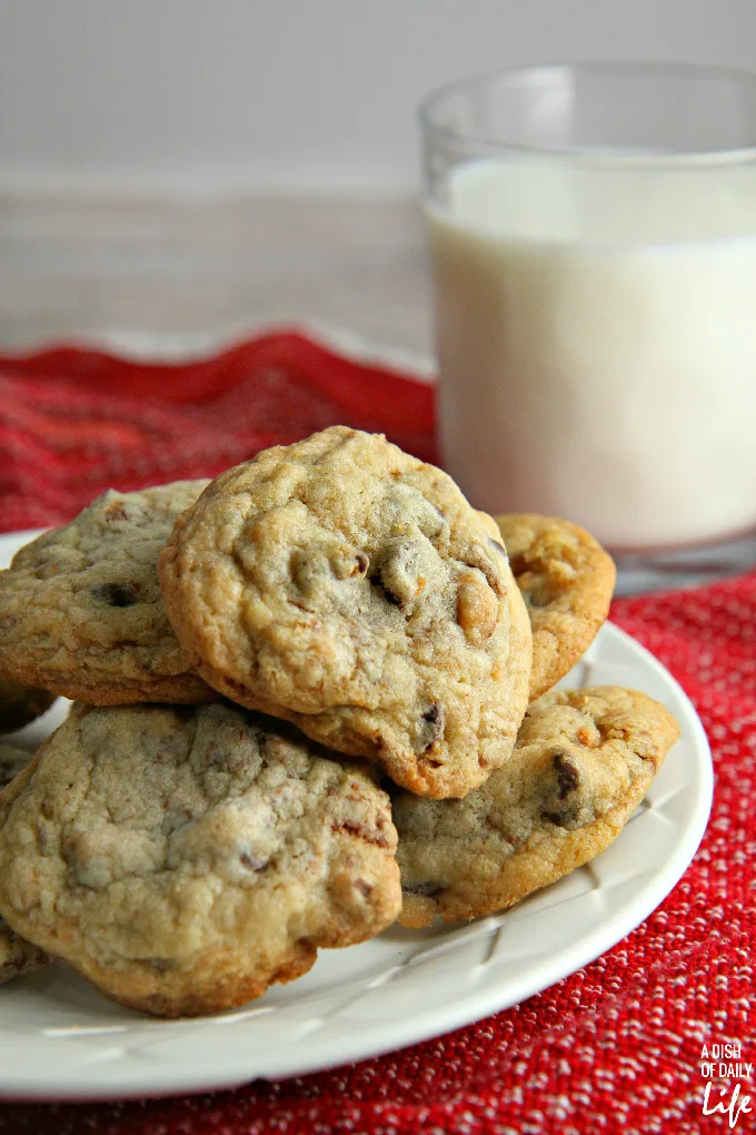 These chocolate chip coffee toffee cookies may look like an ordinary chocolate chip cookie, but bite into one and you are in for a delicious surprise! The toffee bits and a hint of coffee take the flavor of these chocolate chip cookies to a new level. You're definitely going to want to add them to your holiday baking list!