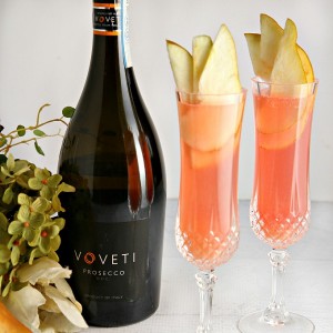 Cranberry Pear Prosecco Cocktail...a refreshing cocktail with a delicate fizz – perfect for Christmas morning brunch or New Year's celebrations!