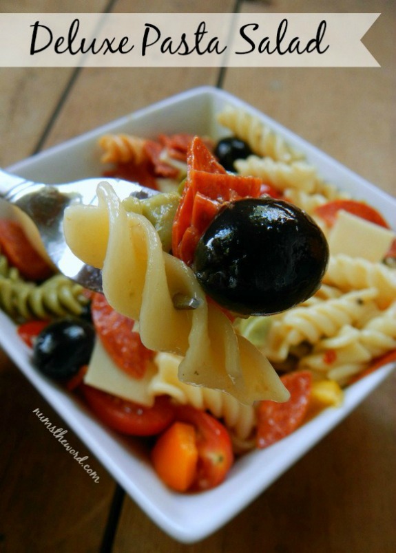 Deluxe Pasta Salad + 18 more salad recipes perfect for your next potluck! 