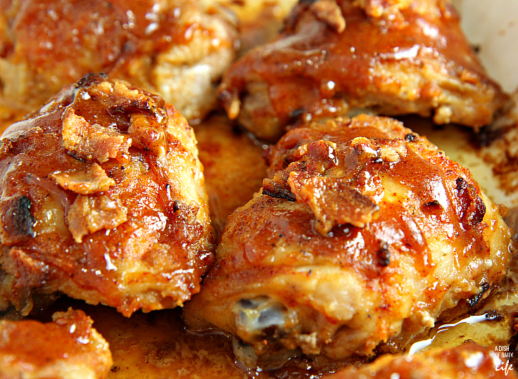 Easy Sticky Honey Mustard Chicken...chicken thighs drizzled with a sweet and tangy honey mustard sauce, flavored with bacon and chili powder...oh so delicious! 