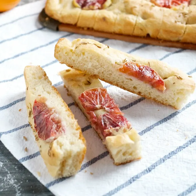 Airy and soft on the inside. Oily and crunchy on the outside. A classic Italian focaccia bread with early spring flavors.