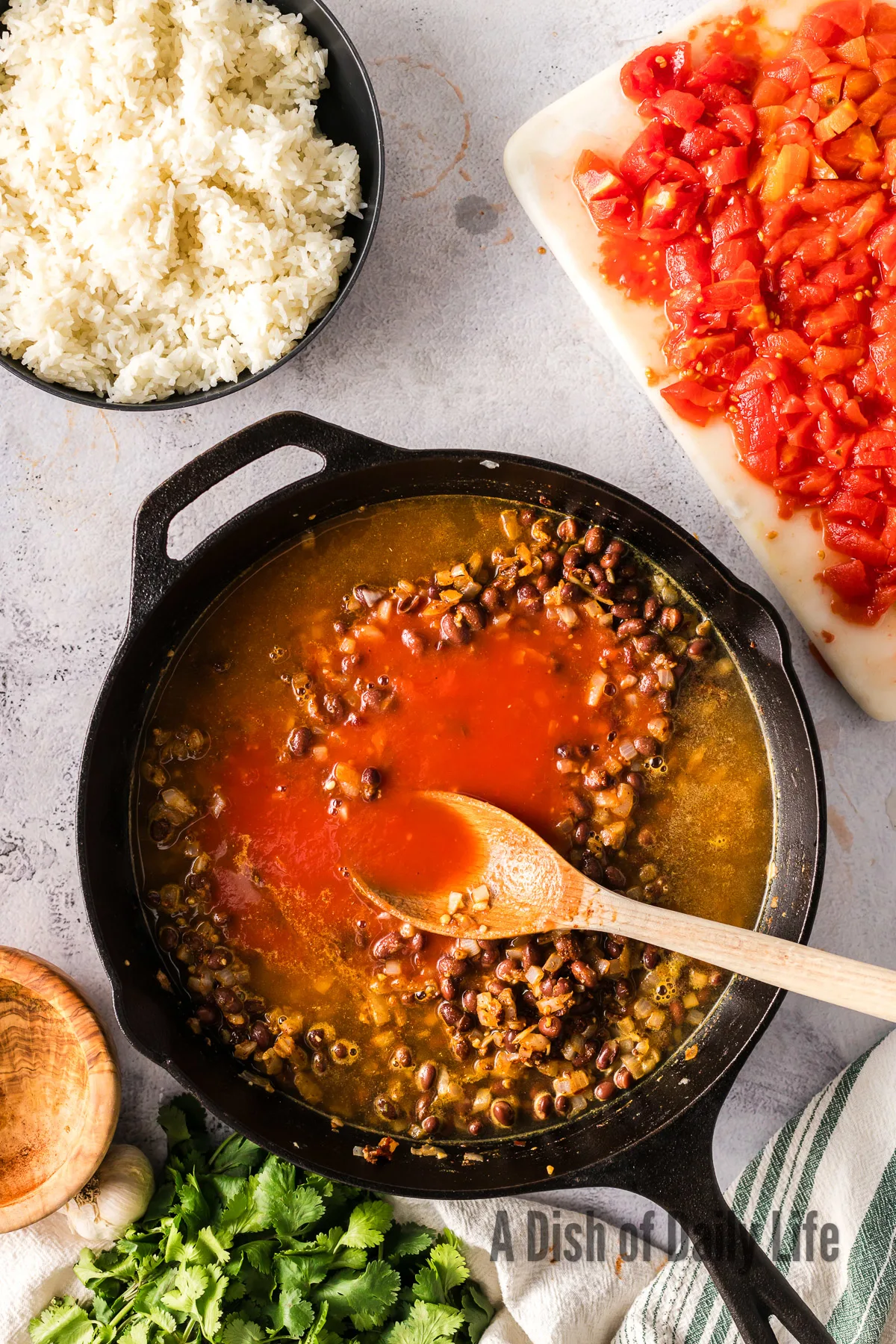 tomato juice and vegetable broth added to onion mixture.