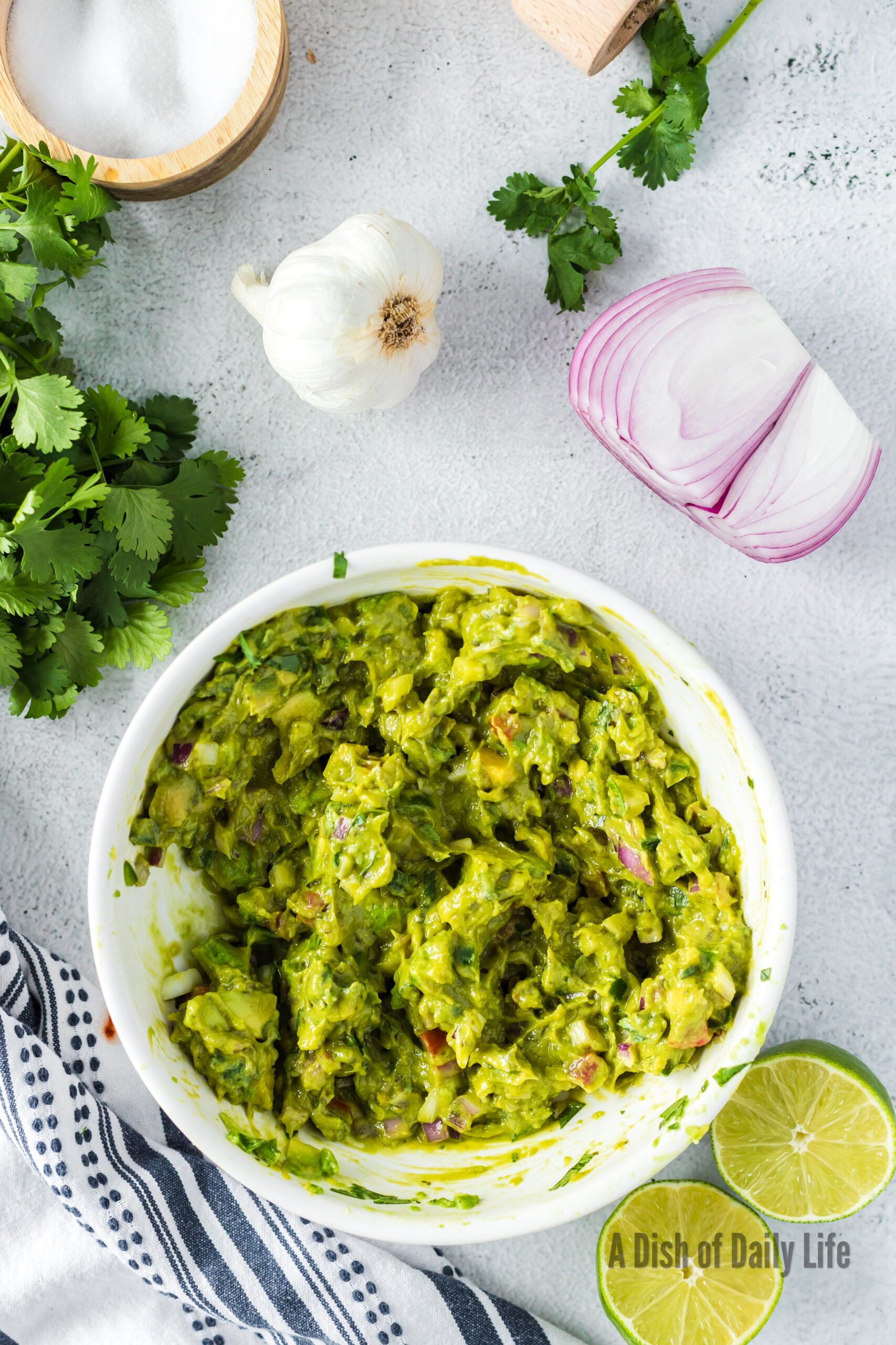 mashed up avocado guacamole mixture