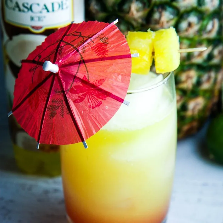 Easy Pineapple Coconut Rum Punch