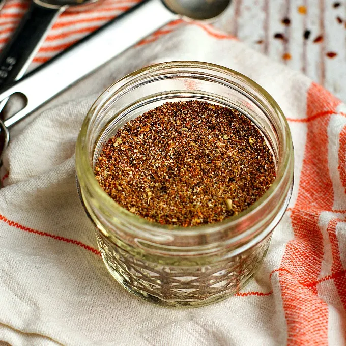 Make your own Homemade Taco Seasoning with ingredients you have right in your spice cabinet. Easy to make spice mix with all of the flavor but none of the preservatives!