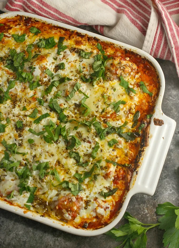 Simple and delicious, this 30 minute Meatball Grinder Casserole is perfect for easy weeknight dinners, and you can easily re-purpose the leftovers into another meal!