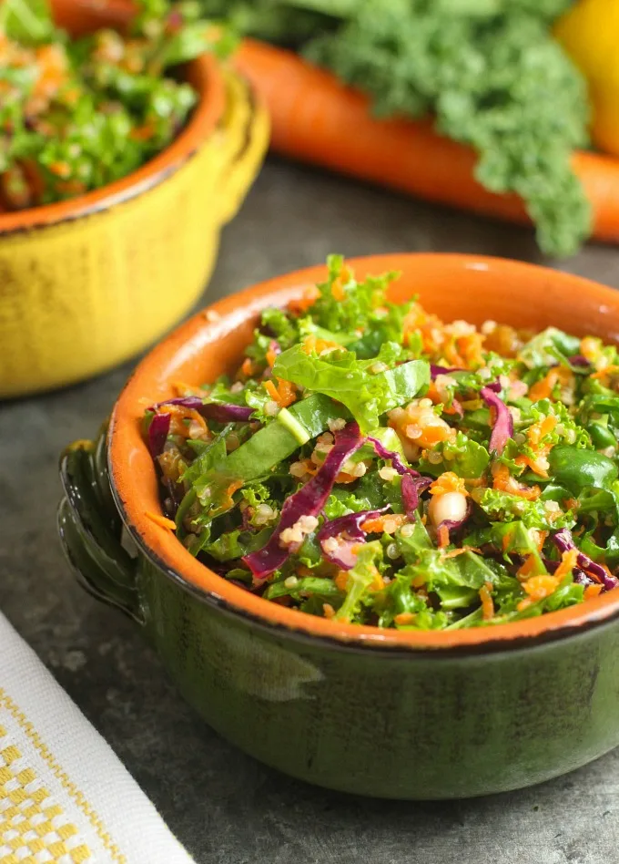 Healthy meets delicious with this Superfood Salad with Power Greens! 