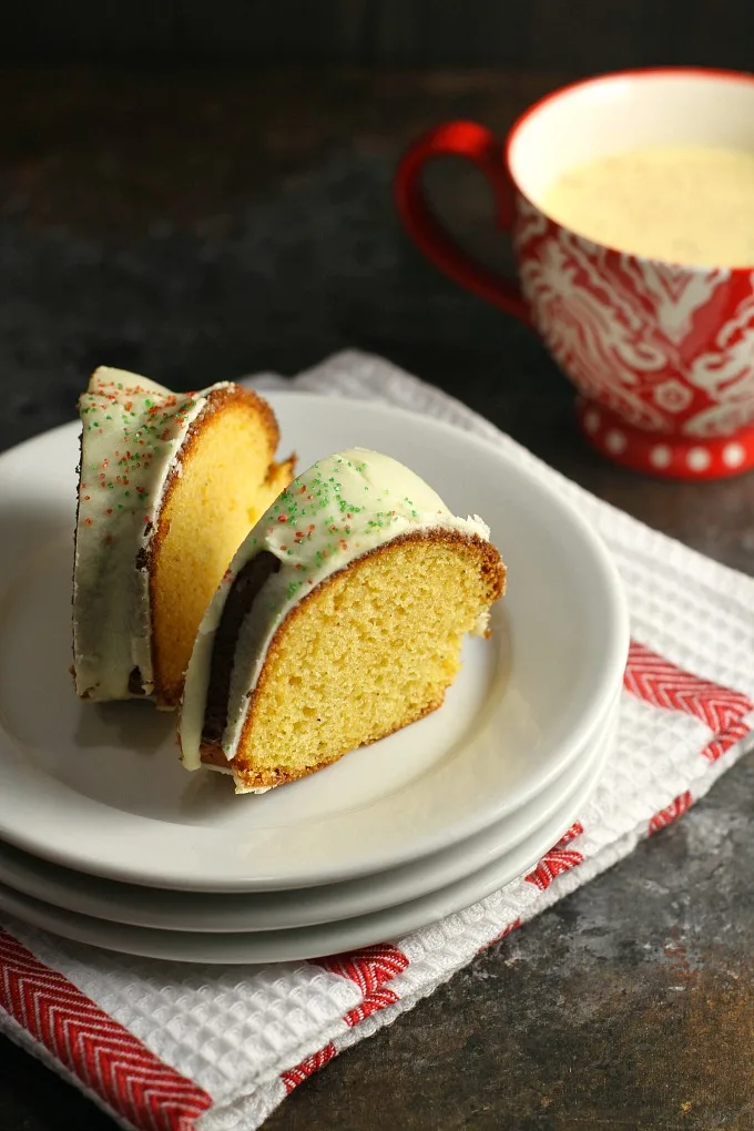 This moist Hood® Golden Eggnog Cake, coated with a delicious eggnog glaze and a sprinkling of holiday sugar, is the perfect way to celebrate the holiday season! So easy to make!