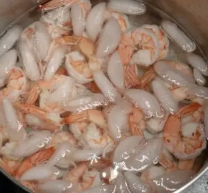 Cooked shrimp in an ice bath
