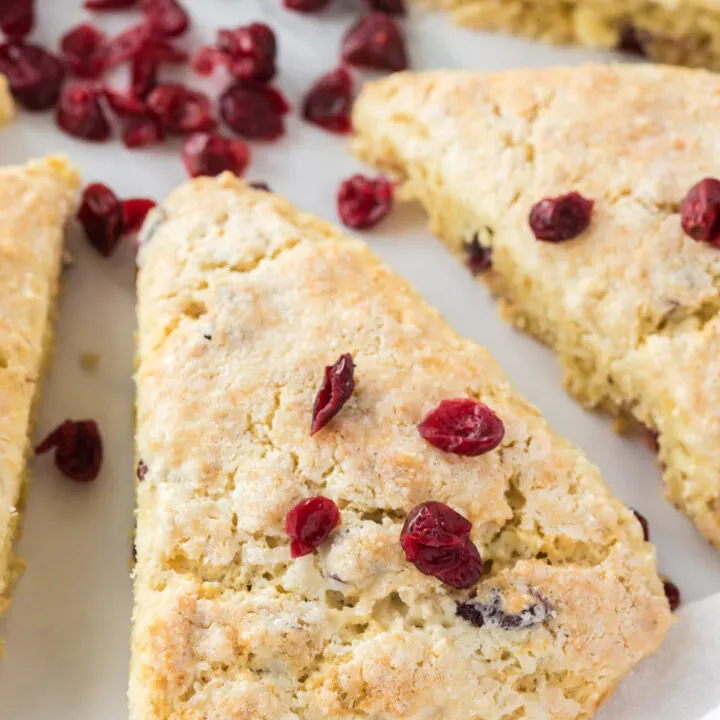 zoomed in image of cranberry oat scones baked and ready to eat