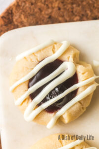 zoomed in image of a single cookie